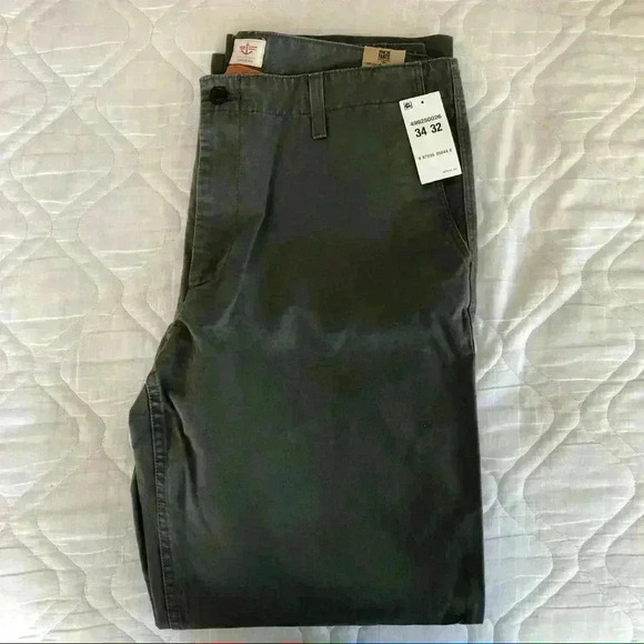 Green Dockers Straight-Fit Flat-Front Pants - Picture 1 of 6